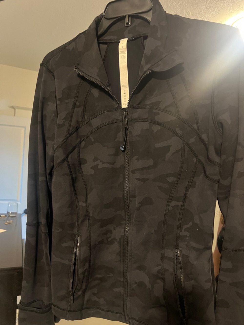 Women's lululemon Black Camo Full-Zip Jacket